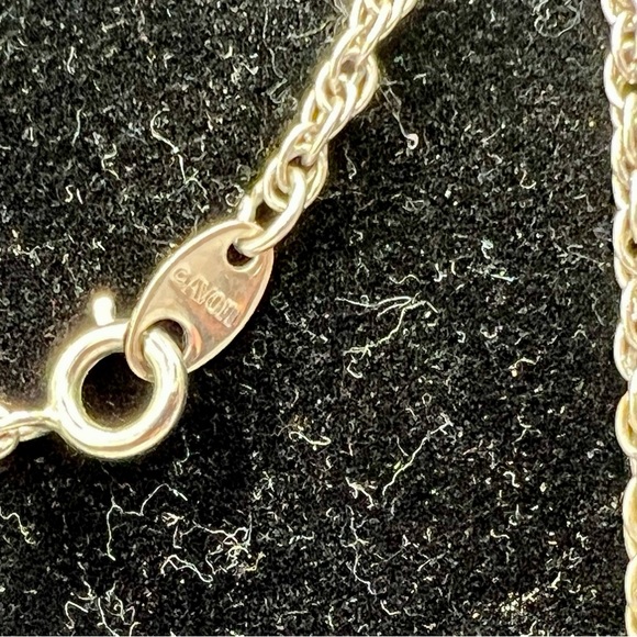 Vintage AVON reversible silver faux pearl pendant 31” chain necklace - Picture 3 of 8